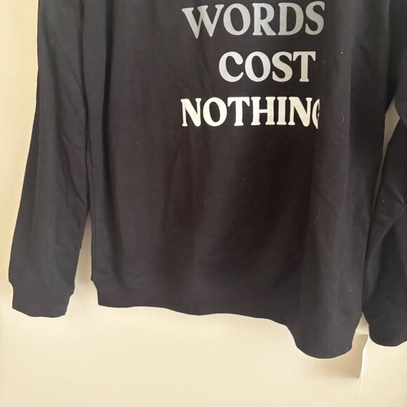 Nine West Long Sleeve Graphic Crewneck Sweater Black NWT Women’s Size M - Picture 4 of 7